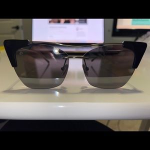 NEW The Muse Privé Revaux Women’s Sunglasses